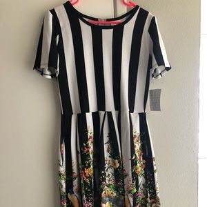 UNICORN AMELIA WITH FLORAL/BIRD DIPPED HEM